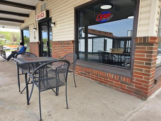 Motel 81 Dalton Extérieur photo