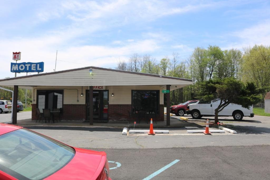 Motel 81 Dalton Extérieur photo